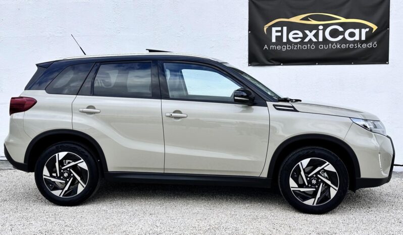 SUZUKI VITARA 1.4 Hybrid GLX Panorama MAGYAR – 9.000 KM – 3 + 7 ÉV GYÁRI GARANCIÁVAL!! full