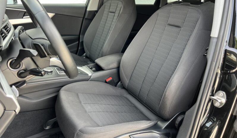 AUDI A4 Avant 40 TFSI Design S-tronic Magyarországi!!! 84000Km!!! Gyönyörű!!! full