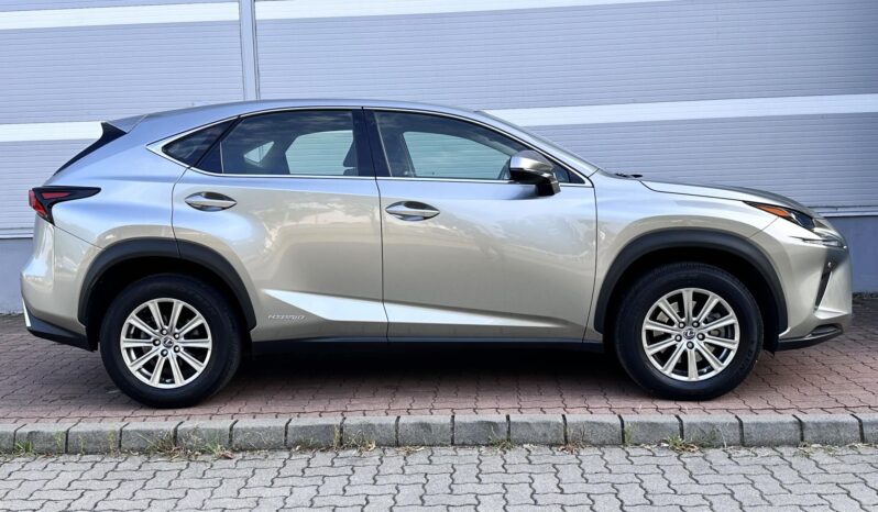 LEXUS NX 300h Elegance Safety CVT MAGYARORSZÁGI – 91.000 KM – ÚJSZERŰ!! full
