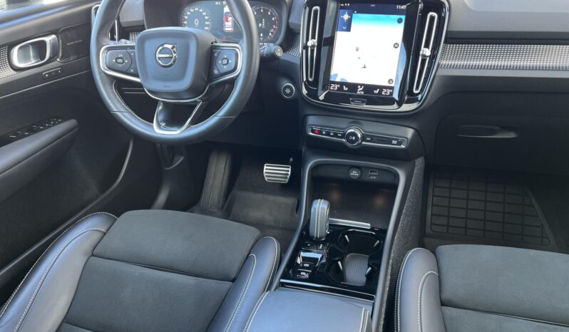 VOLVO XC40 2.0 [B4] MHEV R-Design AWD Geartronic 60.000km Magyarországi GYÖNYÖRŰ! Panorámatető Vez.sz.könyv! full