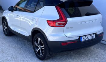 VOLVO XC40 2.0 [B4] MHEV R-Design AWD Geartronic 60.000km Magyarországi GYÖNYÖRŰ! Panorámatető Vez.sz.könyv! full