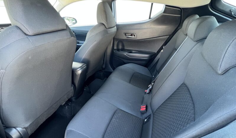 TOYOTA C-HR 1.2T Comfort Magyarországi. sérülésmentes. végig vezetett szervizkönyv! full
