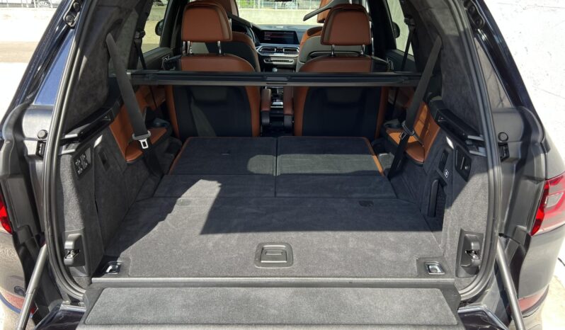 BMW X7 M50d (Automata) (6 személyes ) Vezetett szervízkönyves. gyönyörű állapot. full-full!!! full