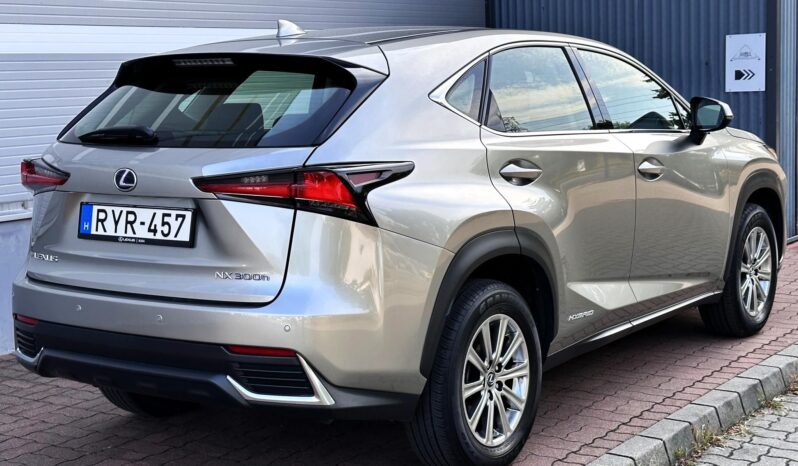 LEXUS NX 300h Elegance Safety CVT MAGYARORSZÁGI – 91.000 KM – ÚJSZERŰ!! full