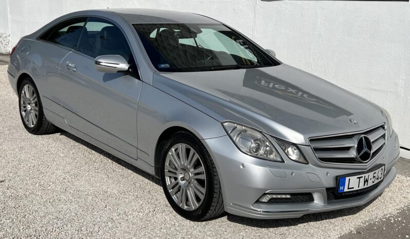 MERCEDES-BENZ E 350 CDI BlueEFFICIENCY Avantgarde (Automata) Nagyon szép állapotban! full