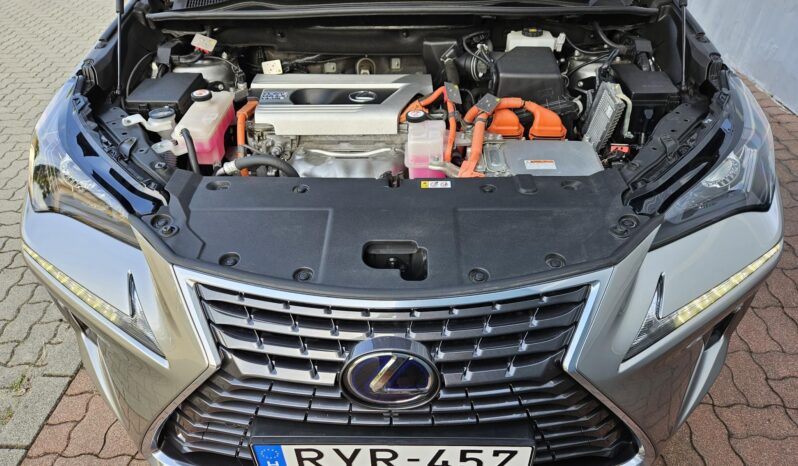 LEXUS NX 300h Elegance Safety CVT MAGYARORSZÁGI – 91.000 KM – ÚJSZERŰ!! full