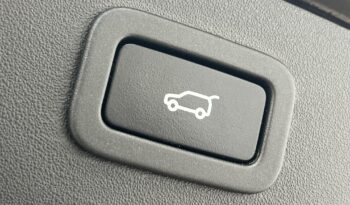 JAGUAR E-PACE D150 SE (Automata) Magyarországi!!! Sérülésmentes!!! Vezetett szervizkönyv!!! full