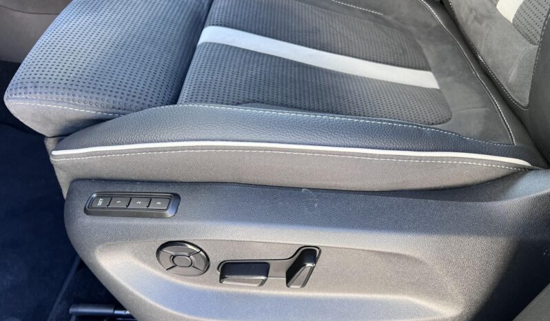 SKODA KODIAQ 2.0 TDI SCR SportLine 4×4 DSG [7 személy] Magyarországi 5.000km!!! ÚJ AUTÓ!!! full