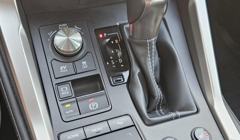 LEXUS NX 300h Elegance Safety CVT MAGYARORSZÁGI – 91.000 KM – ÚJSZERŰ!! full