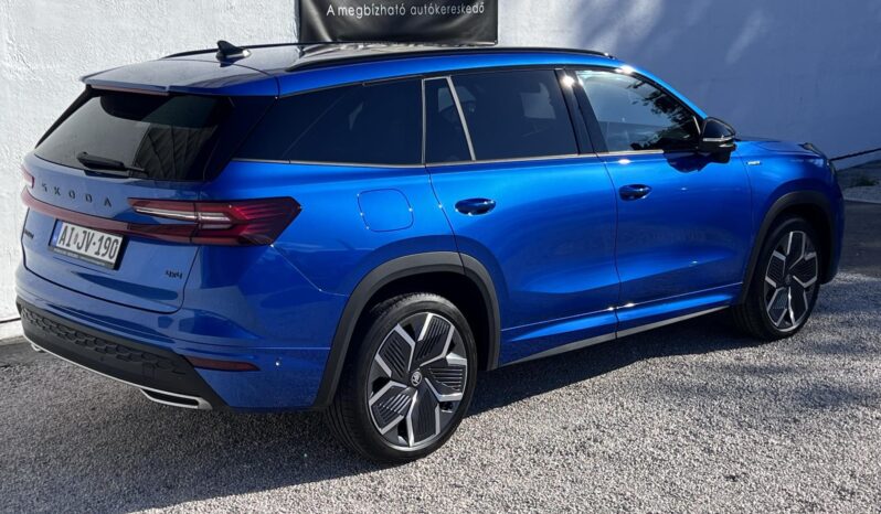 SKODA KODIAQ 2.0 TDI SCR SportLine 4×4 DSG [7 személy] Magyarországi 5.000km!!! ÚJ AUTÓ!!! full