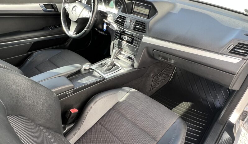 MERCEDES-BENZ E 350 CDI BlueEFFICIENCY Avantgarde (Automata) Nagyon szép állapotban! full