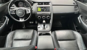JAGUAR E-PACE D150 SE (Automata) Magyarországi!!! Sérülésmentes!!! Vezetett szervizkönyv!!! full