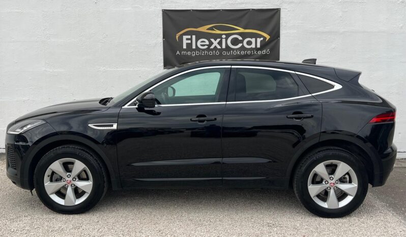 JAGUAR E-PACE D150 SE (Automata) Magyarországi!!! Sérülésmentes!!! Vezetett szervizkönyv!!! full