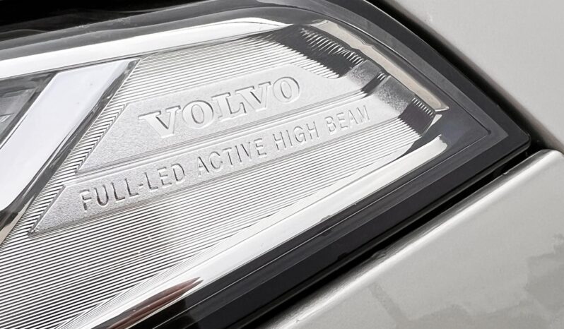 VOLVO XC90 2.0 [D5] Momentum Geartronic (7 személyes ) Magyarországi Vez.sz.könyv! Gyönyörű állapot! full