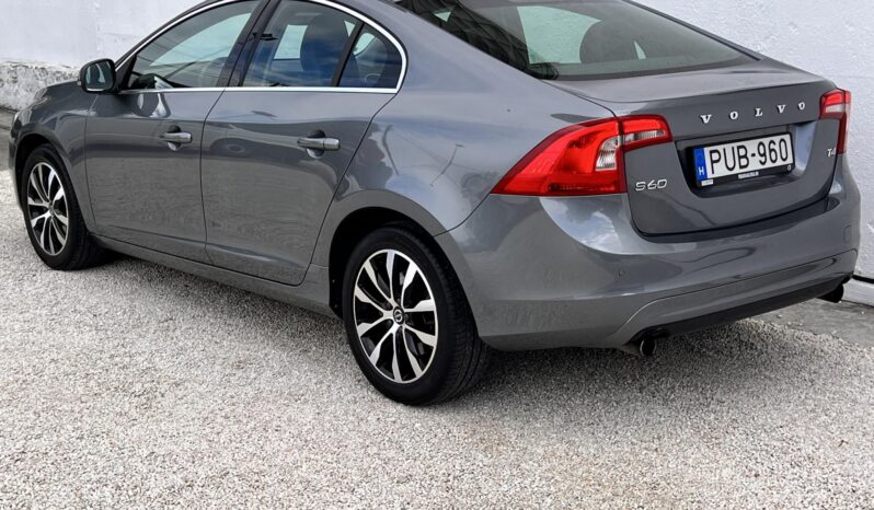 VOLVO S60 2.0 [T4] Momentum Geartronic 52.000km!!! GYÖNYÖRŰ ÁLLAPOT! VEZ.SZ.KÖNYV! full