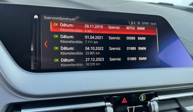 BMW 118i Advantage DKG Nagyon szép állapotban! Vezetett Szervizkönyv! full