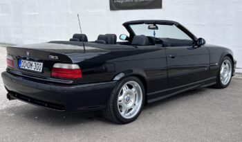 BMW M3 GYŰJTŐI ÁLLAPOT! Keménytetővel! 321LE Európai modell! full