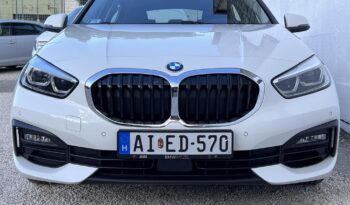 BMW 118i Advantage DKG Nagyon szép állapotban! Vezetett Szervizkönyv! full