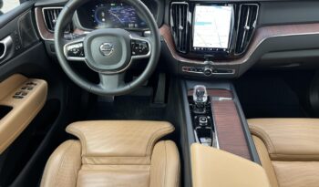 VOLVO XC60 2.0 [T6] Plus Dark AWD Geartronic Magyarországi! Vez.sz.könyv! ÚJSZERŰ! LÉGRUGÓ! VONÓHOROG! PANORÁMATETŐ full