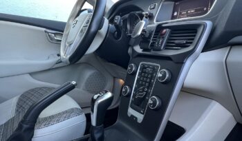 VOLVO V40 2.0 [T3] Momentum Magyarországi 65.000km! GYÖNYÖRŰ!!! full