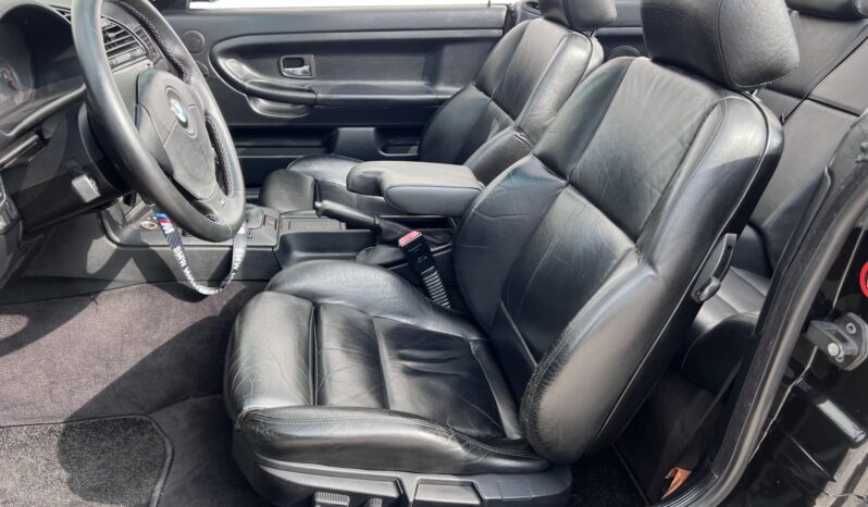 BMW M3 GYŰJTŐI ÁLLAPOT! Keménytetővel! 321LE Európai modell! full