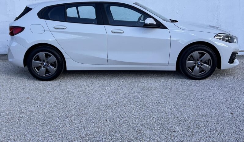 BMW 118i Advantage DKG Nagyon szép állapotban! Vezetett Szervizkönyv! full