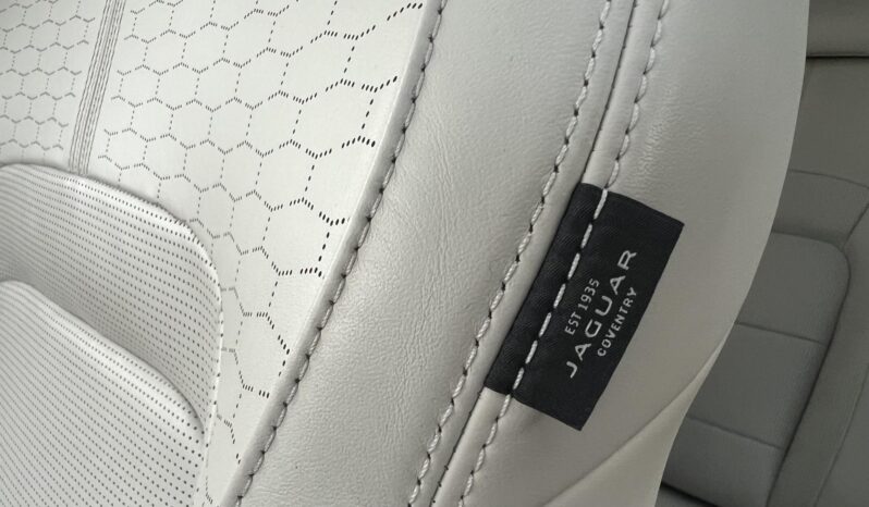 JAGUAR F-PACE P250 R-Dynamic HSE (Automata) Magyarországi!!! Sérülésmentes!!! Garanciális!!! full