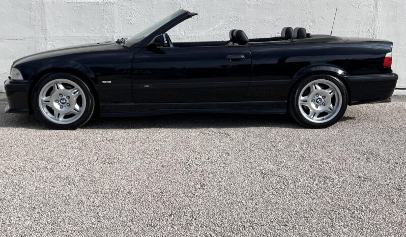 BMW M3 GYŰJTŐI ÁLLAPOT! Keménytetővel! 321LE Európai modell! full