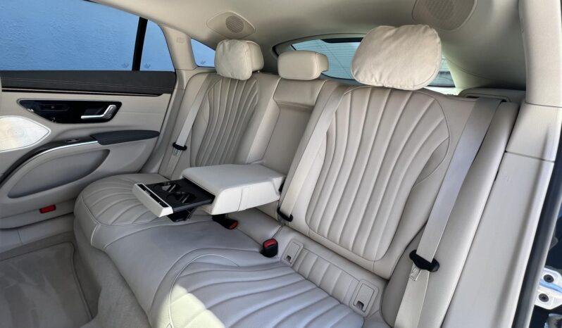 MERCEDES-BENZ EQS 580 4Matic Magyarországi!!! Panorámatető!!! Hyperscreen!!! Digital light led fényszóró!!! full