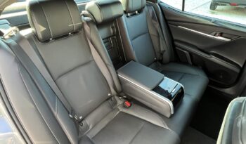 TOYOTA CAMRY 2.5 Hybrid Executive e-CVT Magyarországi! Első tulajdonostól! Garancia 2029-ig vagy 200e km-ig! full