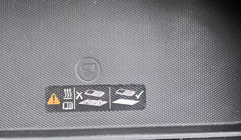 CHEVROLET TAHOE 6.2 V8 High Country!!! 90.000Km!!! Garantáltan sérülés és árvízkár mentes!!!! full