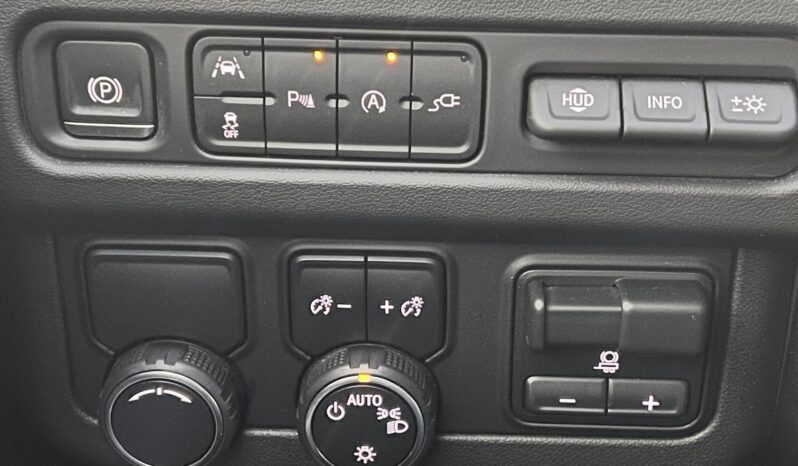 CHEVROLET TAHOE 6.2 V8 High Country!!! 90.000Km!!! Garantáltan sérülés és árvízkár mentes!!!! full