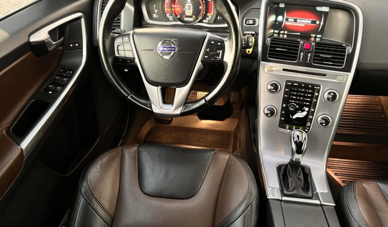 VOLVO XC60 2.4 D [D4] Summum Geartronic Magyarországi!!! Vezetett szervizkönyv!!! full