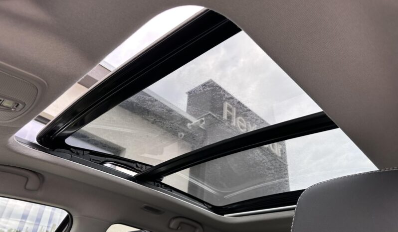 SUZUKI VITARA 1.4 Hybrid GLX Panorama MAGYAR – 9.000 KM. 3 + 7 ÉV GYÁRI GARANCIÁVAL!! SZALONÁLLAPOTBAN!! full