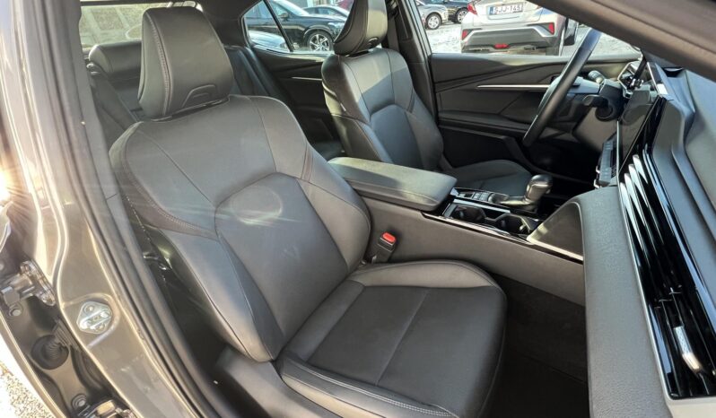 TOYOTA CAMRY 2.5 Hybrid Executive e-CVT Magyarországi! Első tulajdonostól! Garancia 2029-ig vagy 200e km-ig! full