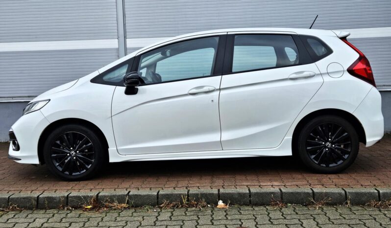 HONDA JAZZ 1.5 Dynamic MAGYAR – 86.000 KM – ÚJSZERŰ ÁLLAPOTBAN!! full
