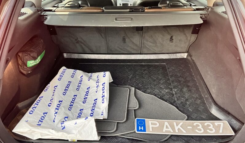 VOLVO XC60 2.4 D [D4] Summum Geartronic Magyarországi!!! Vezetett szervizkönyv!!! full