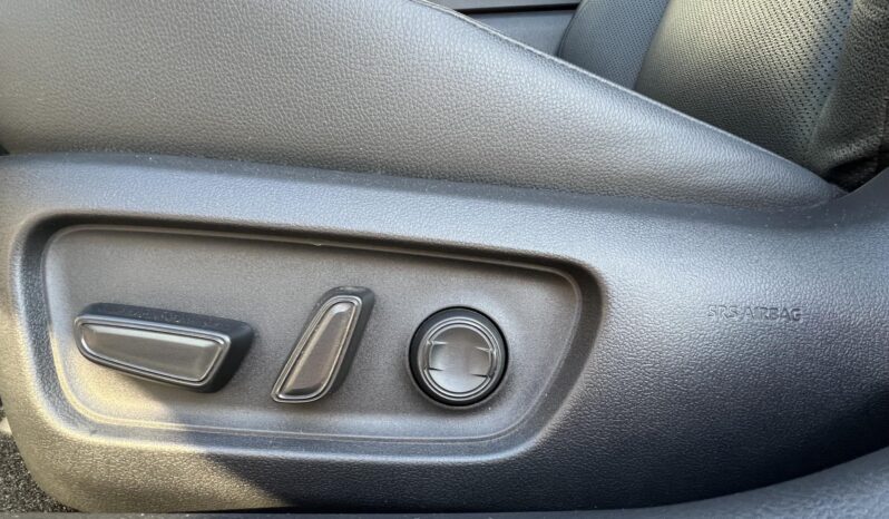 TOYOTA CAMRY 2.5 Hybrid Executive e-CVT Magyarországi! Első tulajdonostól! Garancia 2029-ig vagy 200e km-ig! full