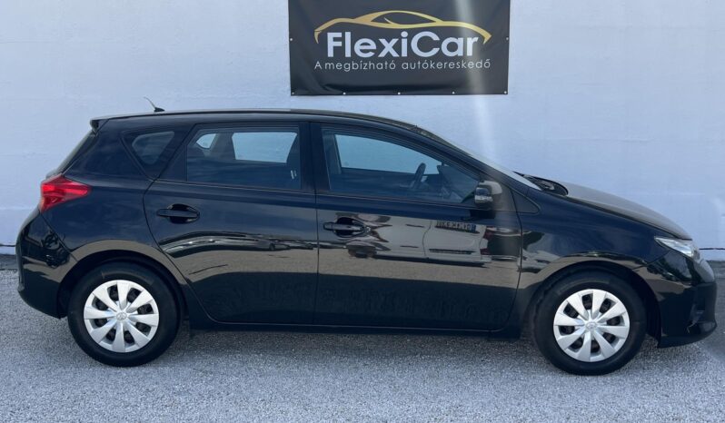 TOYOTA AURIS 1.4 D-4D Active Friss műszakival. jó állapotú! full