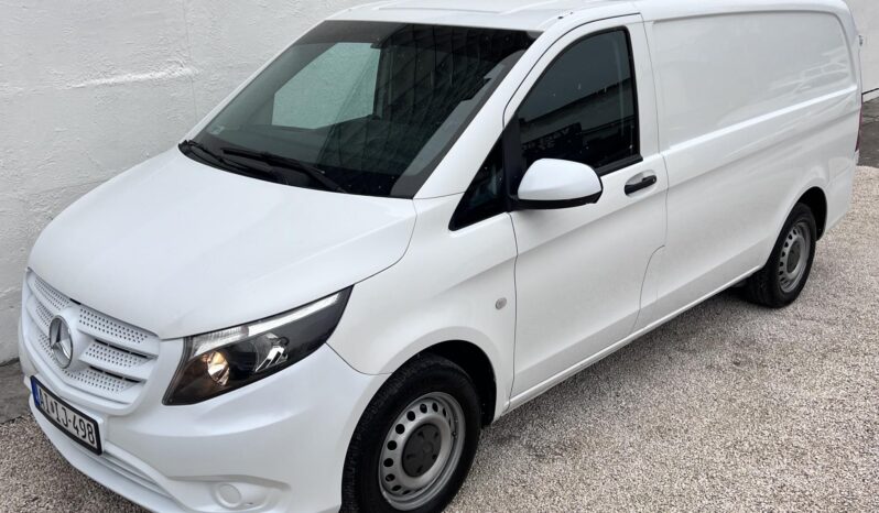 MERCEDES-BENZ VITO 114 BlueTec Tourer Base E (3 személyes ) Megkímélt állapotban! full