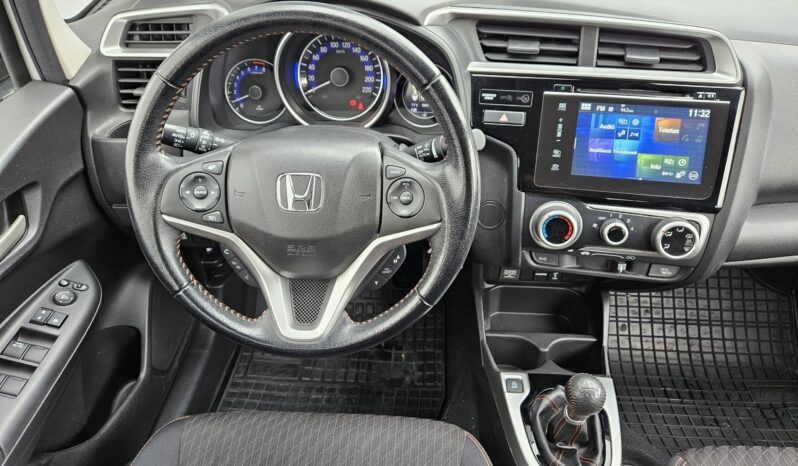 HONDA JAZZ 1.5 Dynamic MAGYAR – 86.000 KM – ÚJSZERŰ ÁLLAPOTBAN!! full