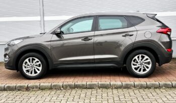 HYUNDAI TUCSON 1.6 GDI Premium MAGYAR – 36.000 KM – ÚJSZERŰ ÁLLAPOTBAN!! full