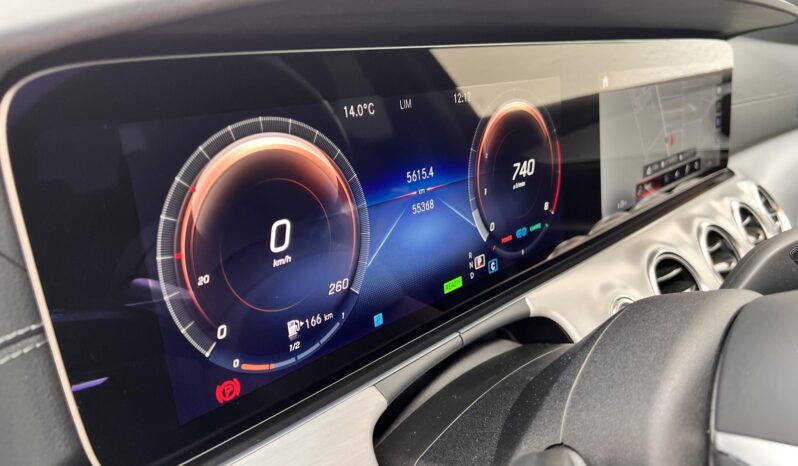 MERCEDES-BENZ E 300 9G-TRONIC Mild hybrid drive 55000km ÚJSZERŰ! LÉGRUGÓS! AMG STYLE! full