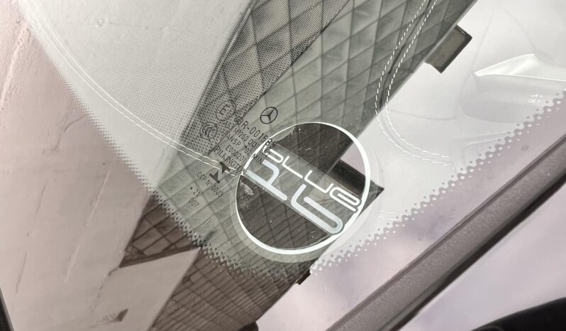 MERCEDES-BENZ E 300 9G-TRONIC Mild hybrid drive 55000km ÚJSZERŰ! LÉGRUGÓS! AMG STYLE! full