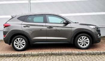 HYUNDAI TUCSON 1.6 GDI Premium MAGYAR – 36.000 KM – ÚJSZERŰ ÁLLAPOTBAN!! full