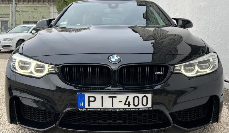BMW M4 DKG Gyönyörű állapotban!!! full
