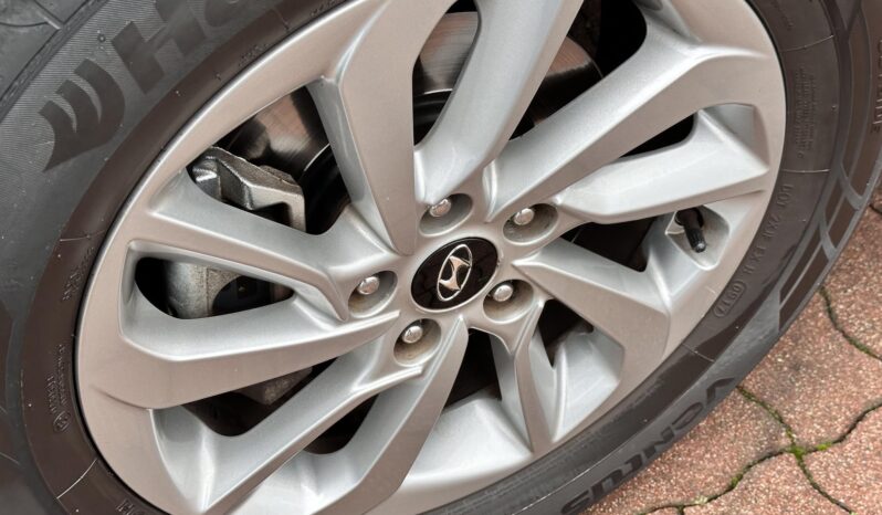 HYUNDAI TUCSON 1.6 GDI Premium MAGYAR – 36.000 KM – ÚJSZERŰ ÁLLAPOTBAN!! full