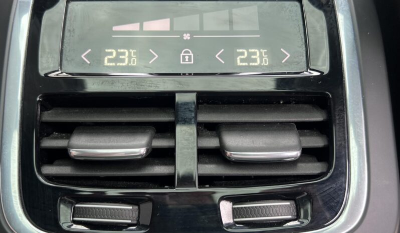 VOLVO XC90 2.0 [B5] MHEV Ultimate Dark Geartronic (7 személyes ) ÁFA-S! Magyarországi LÉGRUGÓS 7 személyes R-DESIGN full