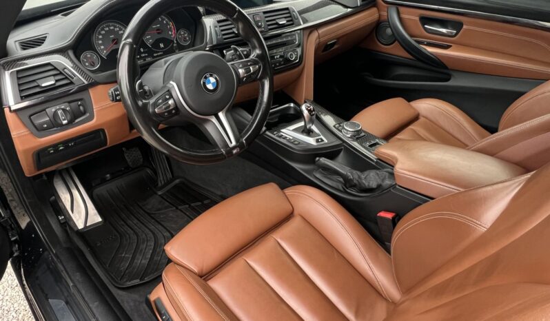 BMW M4 DKG Gyönyörű állapotban!!! full