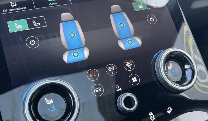 LAND ROVER RANGE ROVER VELAR RangeVelar 3.0D V6 SD6 First Edition (Automata) Magyarországi!!!! Panoráma tető!!! Gyönyörű állapot!!! full